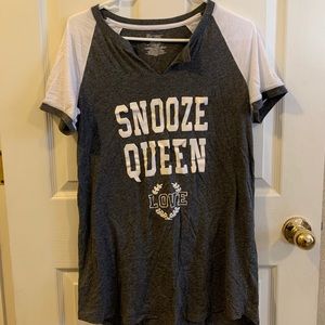 Women’s extra small night gown